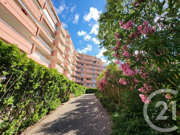 Appartement F3 à vendre  3 pièces - 63,30 m 2   ST JEAN DE VEDAS  - 34