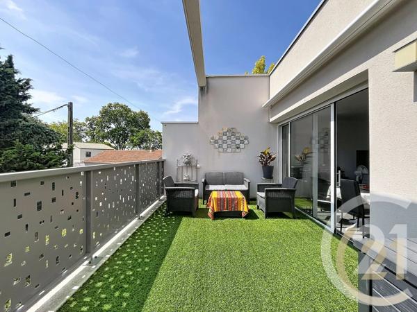 Appartement F3 à vendre  3 pièces - 63,30 m 2   ST JEAN DE VEDAS  - 34