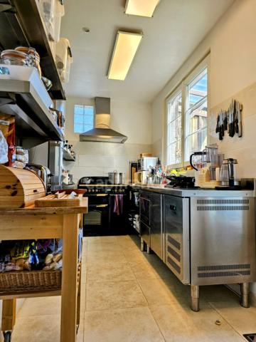 A VENDRE MAISON EN BRIQUE de 245 m² à CUVERVILLE SUR YERES