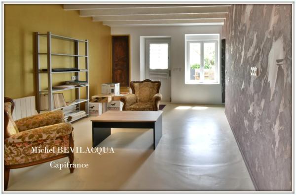 Dpt Nièvre (58), à vendre proche de la CHARITE SUR LOIRE à CHAMPVOUX au coeur du village maison d'environ 130 m²