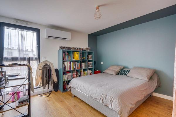 A VENDRE MAISON FAMILIALE BORDEAUX QT SAINT AUGUSTIN