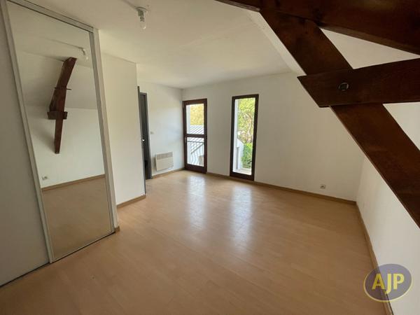 Maison à louer Heric : 6 pièces, 154m² avec 7 chambre(s) à 1 250€ - AJP Immobilier Blain