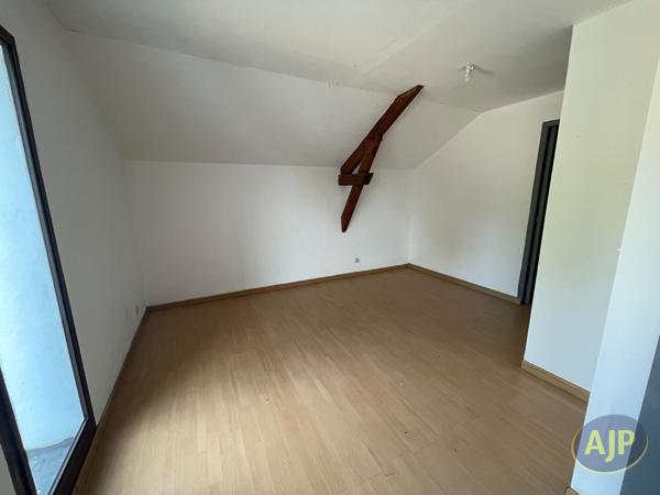Maison à louer Heric : 6 pièces, 154m² avec 7 chambre(s) à 1 250€ - AJP Immobilier Blain