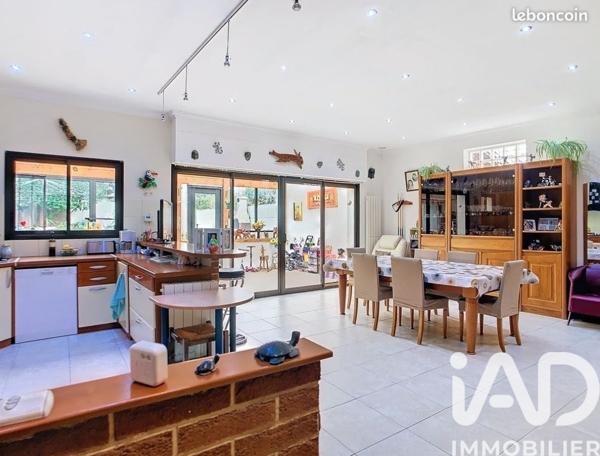Maison à vendre 5 pièces 147 m² Athis-Mons