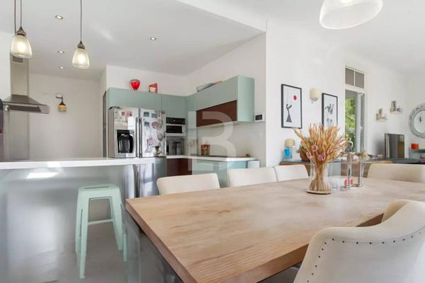 Maison individuelle 4 pièces à vendre au Cannet Mairie avec jardin, terrasse et balcon