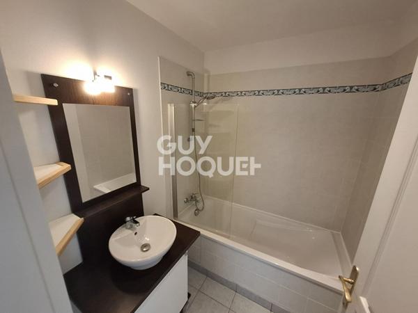 Appartement Fontenay Le Comte 4 pièce(s) 81 m2