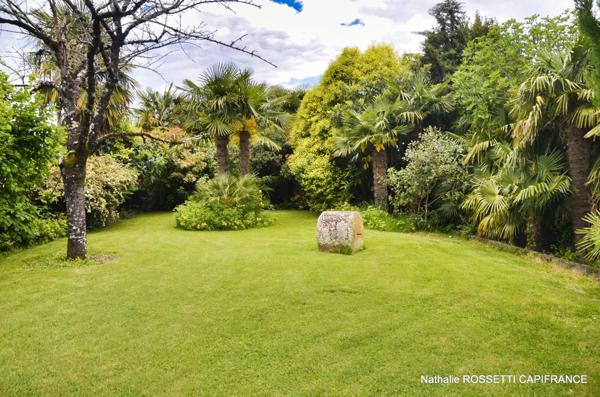 Maison à vendre 6 pièces LA GREVE SUR MIGNON (17)Maison de charme avec jardin paysagé et dépendance – 133 m² habitables sur 947 m² de terrain