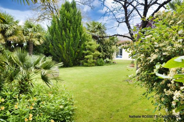 Maison à vendre 6 pièces LA GREVE SUR MIGNON (17)Maison de charme avec jardin paysagé et dépendance – 133 m² habitables sur 947 m² de terrain