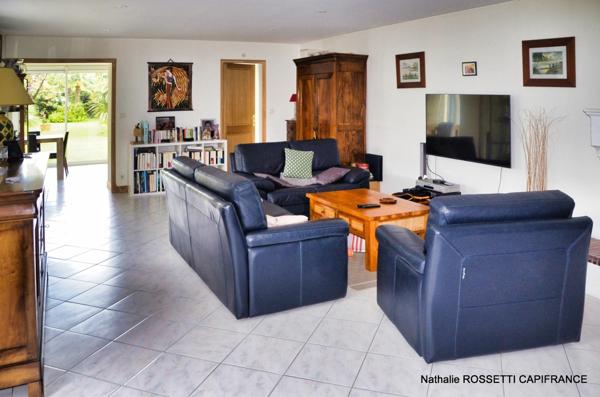 Maison à vendre 6 pièces LA GREVE SUR MIGNON (17)Maison de charme avec jardin paysagé et dépendance – 133 m² habitables sur 947 m² de terrain