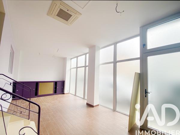 Immeuble à vendre 145,76 m² Colombes