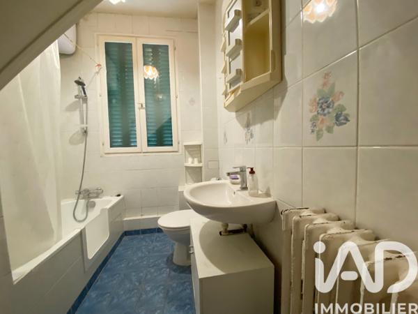 Immeuble à vendre 145,76 m² Colombes