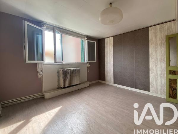 Immeuble à vendre 145,76 m² Colombes
