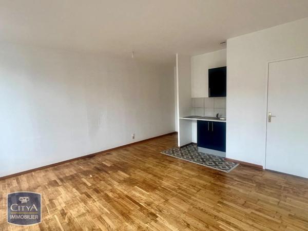 Appartement à louer 2 pièces 41.19m² Riom (63200)