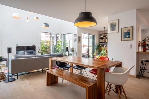 Lyon 8ème - Appartement de 116,58 m² - 3 Chambres - 2 Terrasses - Garage