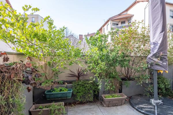 Lyon 8ème - Appartement de 116,58 m² - 3 Chambres - 2 Terrasses - Garage