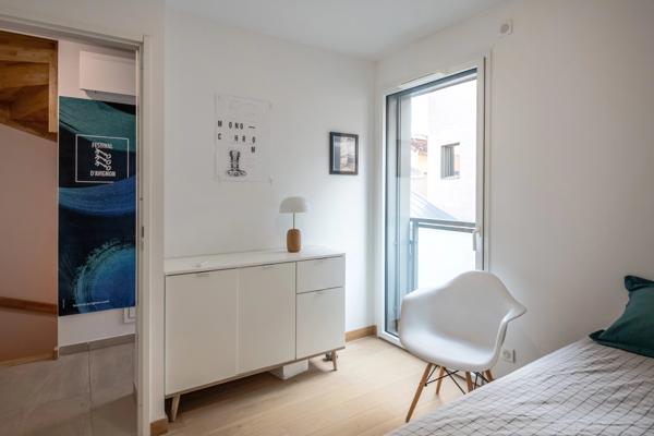 Lyon 8ème - Appartement de 116,58 m² - 3 Chambres - 2 Terrasses - Garage