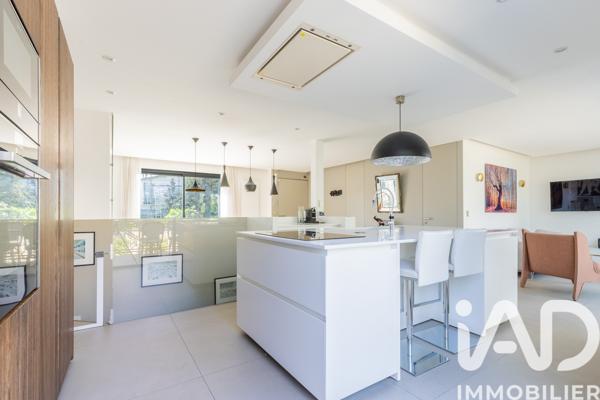 Maison à vendre 7 pièces 200 m² Le Plessis-Robinson
