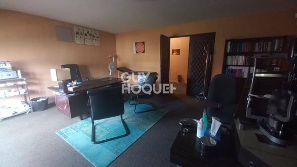 local commercial - professions libérales Chelles 5 pièces 111.74 m2