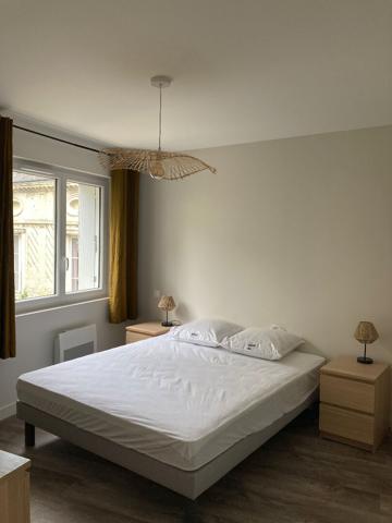 APPARTEMENT TYPE 2 BIS CENTRE-VILLE