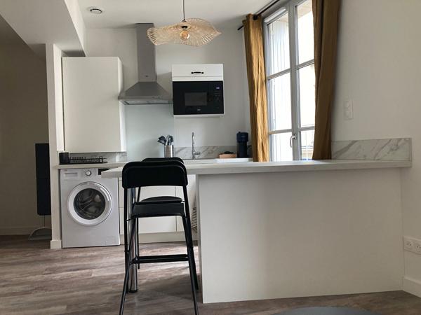 APPARTEMENT TYPE 2 BIS CENTRE-VILLE