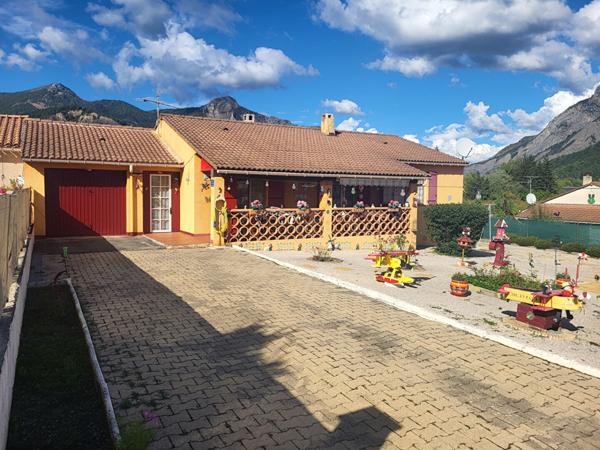 Maison T4 Garage et Jardin La Motte Du Caire 4 pièce(s) 89m2, proche Sisteron