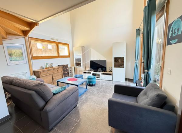 A vendre : Beau duplex 3 pièces à Herblay Sur Seine avec terrasse sans vis-à-vis  et 2 places de parking
