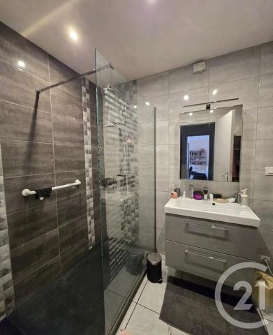 Maison à vendre  6 pièces - 100 m 2   ST ETIENNE  - 42