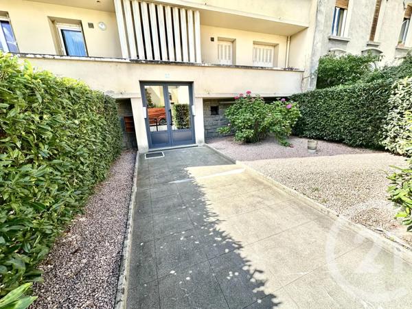 Appartement F3 à vendre  3 pièces - 63,21 m 2   ROANNE  - 42