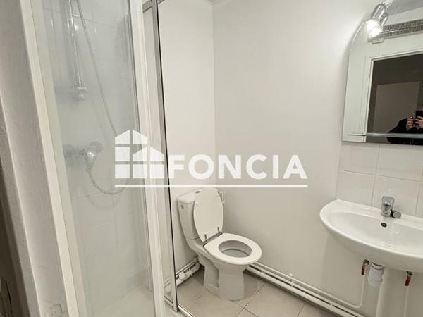 Location Appartement 2 pièces 29.7 m² - 13 RUE LACORDAIRE Paris 75015