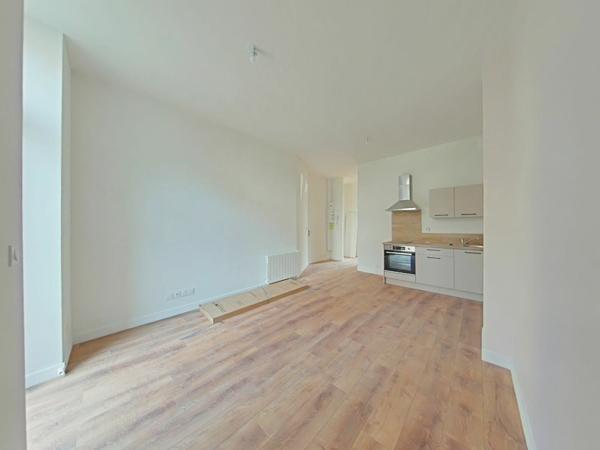 Appartement à louer    2 pièces •  Romans-sur-Isère