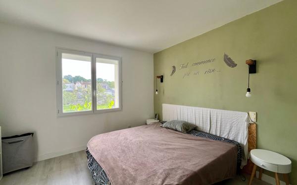 Maison à vendre    5 pièces • 142 m2 Aiffres