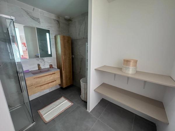 BALI – Maison contemporaine meublée avec piscine – La Fare-les-Oliviers