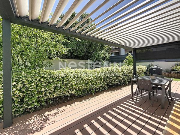 Grand Appartement d'exception T4 pièces 3 chambres avec Grande terrasse dans une petite copropriété Secteur Eglise - 69500 BRON