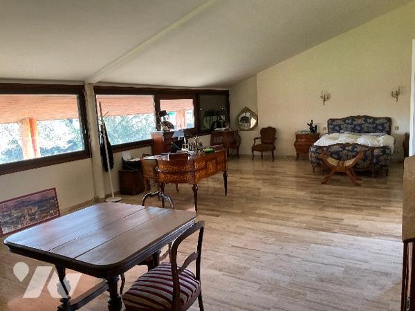 CAZERES, grande maison d'architecte 604m² sur jardin paysager de 7.440m²: prix : 698.000 € C.C.