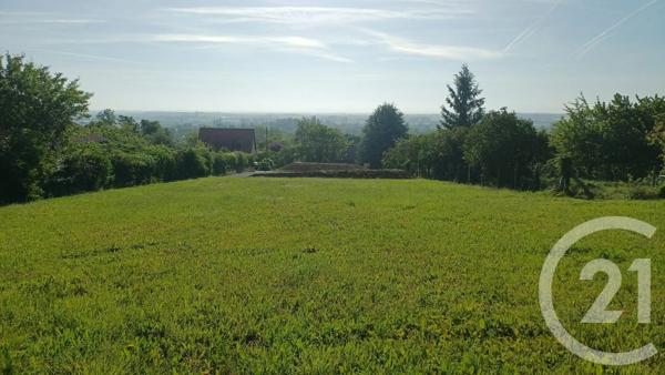 Terrain à vendre  641 m 2   RIOM  - 63