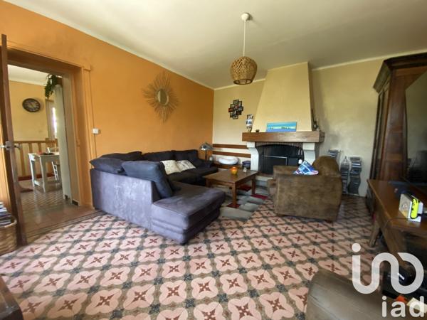 Maison à vendre 4 pièces 130 m² Saint-Julien-les-Rosiers