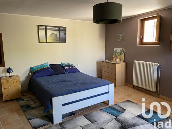 Maison à vendre 4 pièces 130 m² Saint-Julien-les-Rosiers