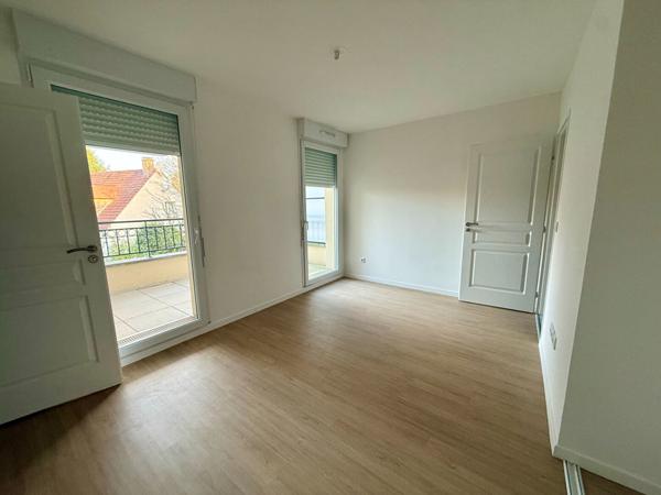 Appartement Saint Pierre Du Perray 2 pièce(s) 46.80 m2