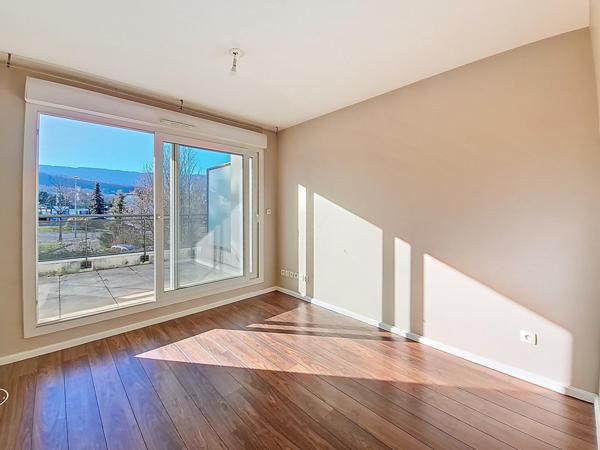 Grand T5 familial de 135 m² avec jardins, terrasses et double garage – Chambéry Bissy