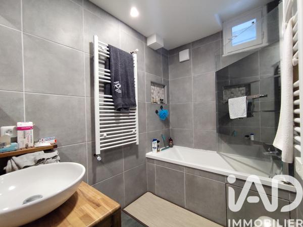 Maison à vendre 6 pièces 117 m² Saint-Jean-de-la-Ruelle