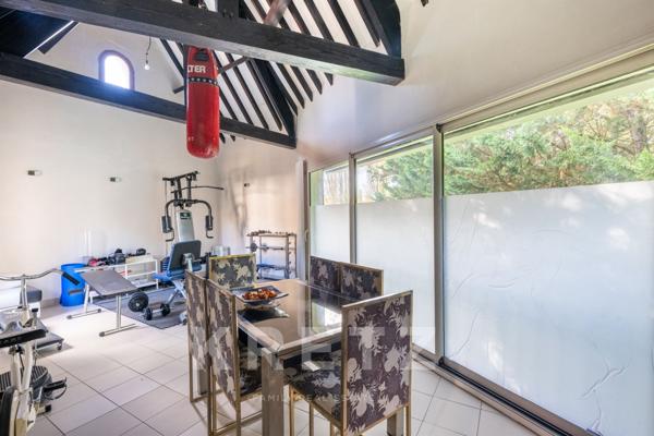 Demeure historique du Xème siècle