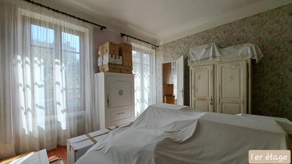 A vendre, sur Digne les bains Maison bourgeoise du XIX siècle de 238m²