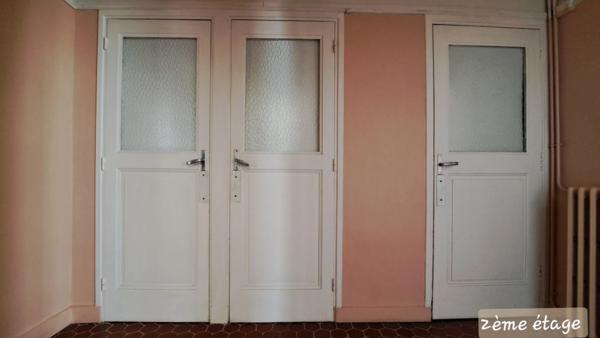 A vendre, sur Digne les bains Maison bourgeoise du XIX siècle de 238m²