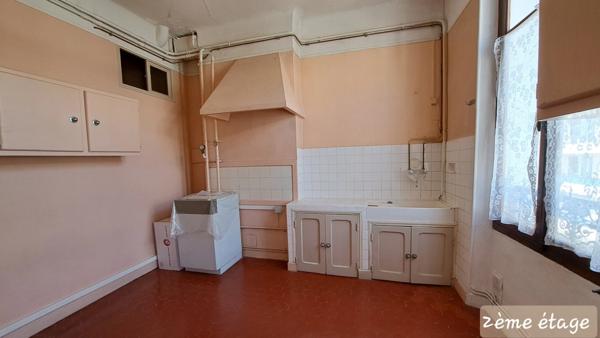 A vendre, sur Digne les bains Maison bourgeoise du XIX siècle de 238m²