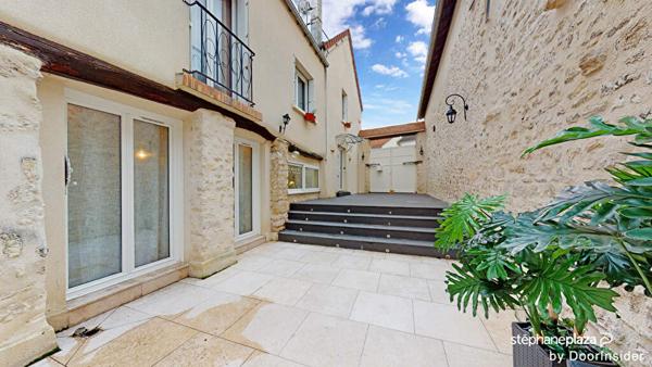 Belle maison 4 chambres, avec un bel espace extérieur dans un quartier calme à MANTES LA VILLE