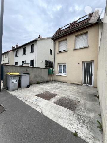 REIMS / Immeuble