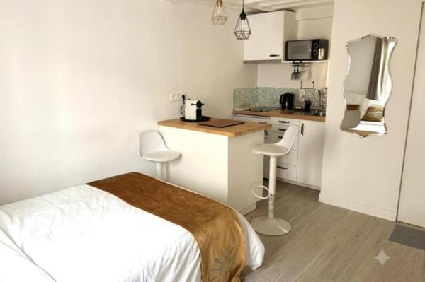 Vente - Appartement 1 pièces 13 m 2 Paris (75010)