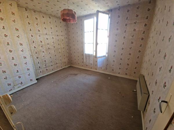 OFF MARKET, Maison Varennes-Vauzelles 4 pièce(s) 64 m2, proche collège, commerces