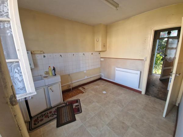 OFF MARKET, Maison Varennes-Vauzelles 4 pièce(s) 64 m2, proche collège, commerces