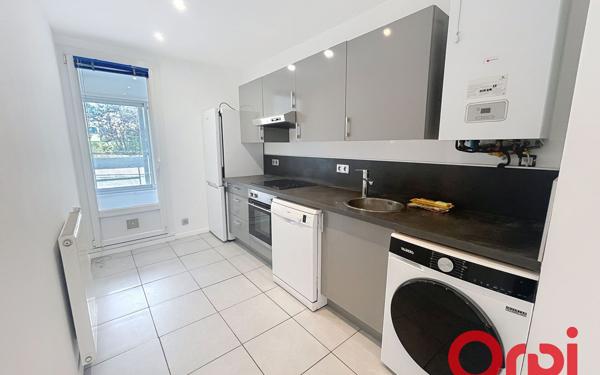 Appartement à vendre    4 pièces • 75,53 m2 Marseille 11